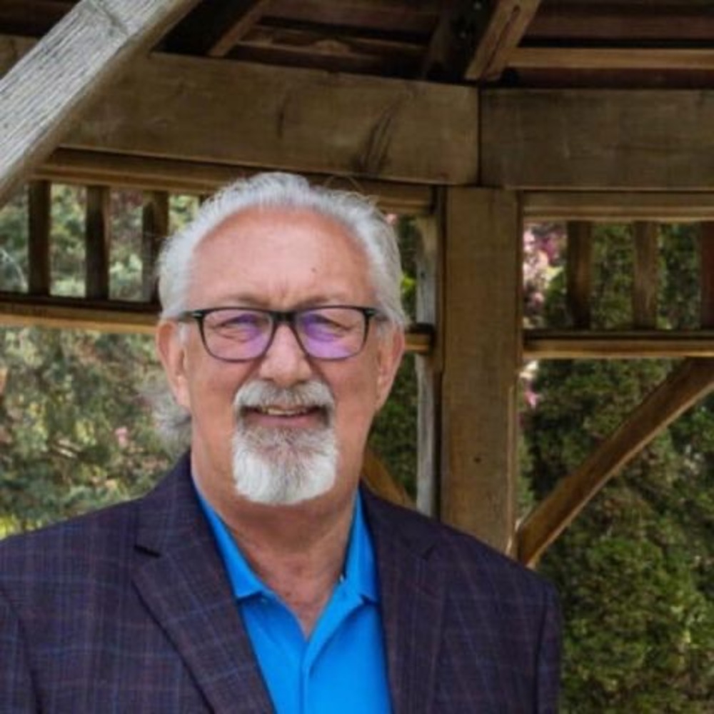 Meet your Posher, Adrian